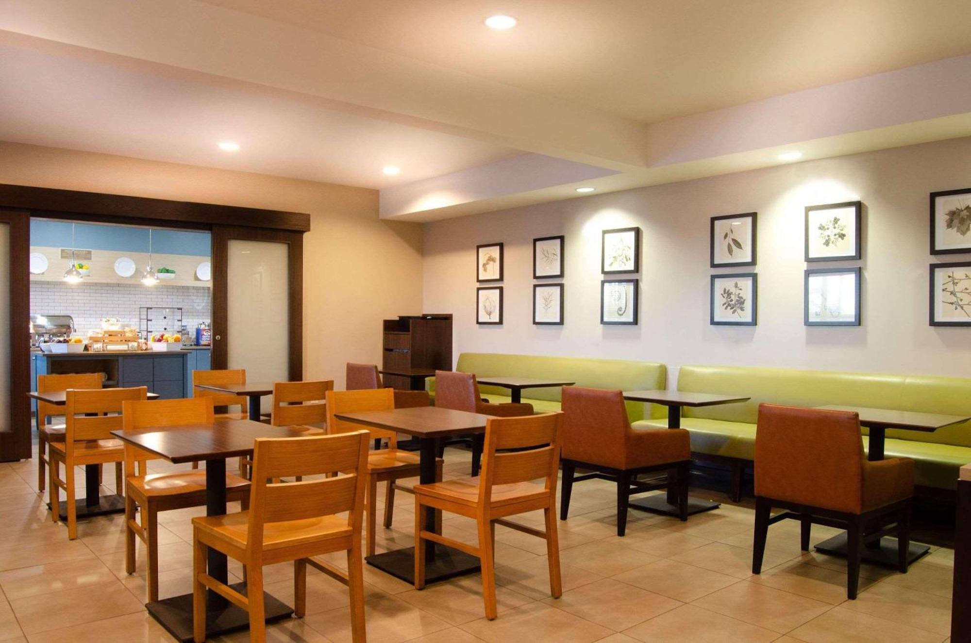 Country Inn & Suites By Radisson, Tuscaloosa, Al Buitenkant foto